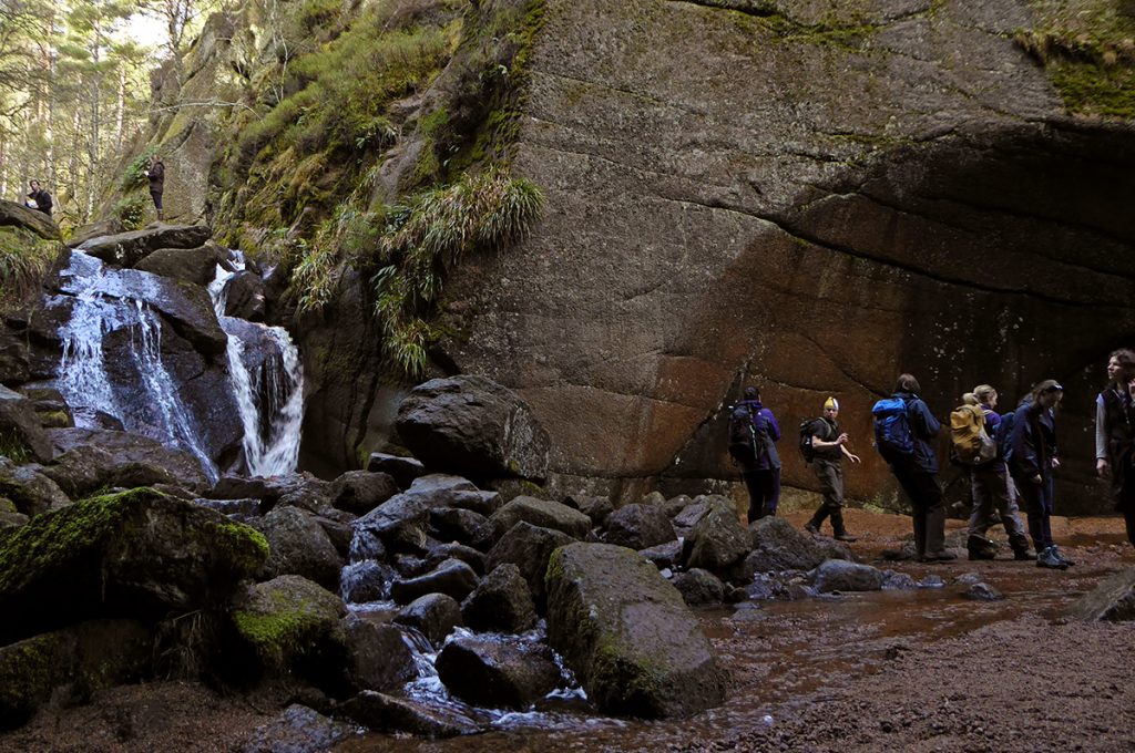It's not far from a car park, and quite busy. If you were a serious tog you'd want to come off-peak.